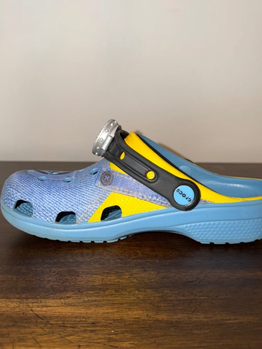 CROCS see photos